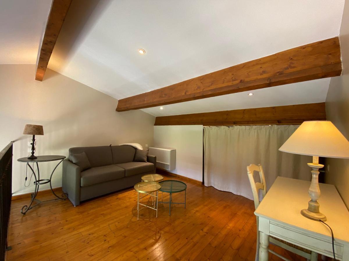 Sanilhac  Auberge De La Tour De Brison מראה חיצוני תמונה