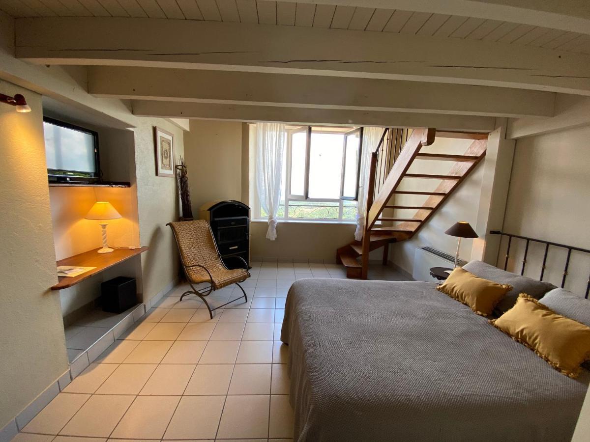 Sanilhac  Auberge De La Tour De Brison מראה חיצוני תמונה