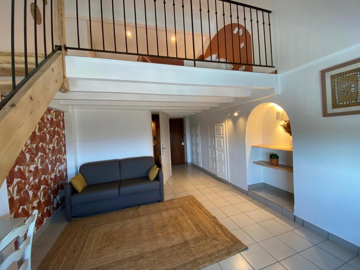Sanilhac  Auberge De La Tour De Brison מראה חיצוני תמונה