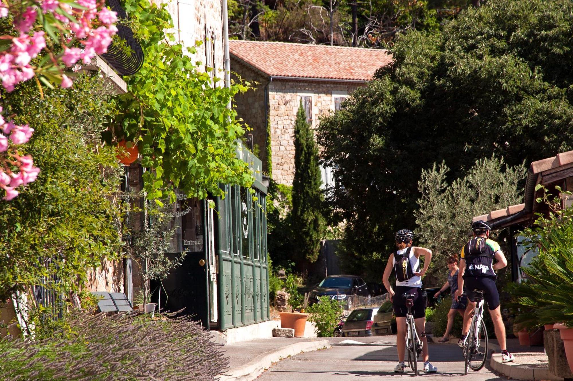 Sanilhac  Auberge De La Tour De Brison מראה חיצוני תמונה