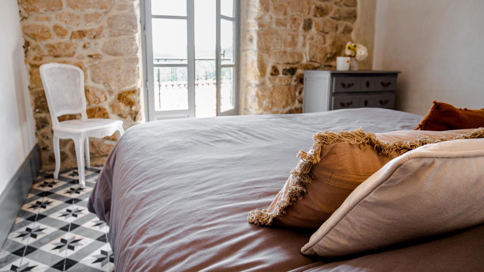 Sanilhac  Auberge De La Tour De Brison מראה חיצוני תמונה